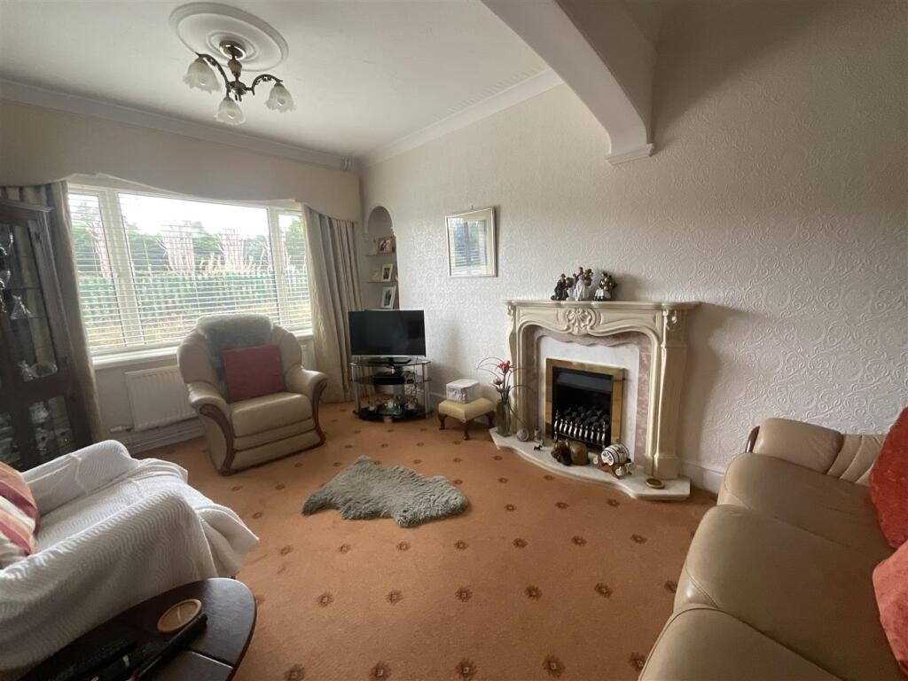 House in Ammanford - View 2
