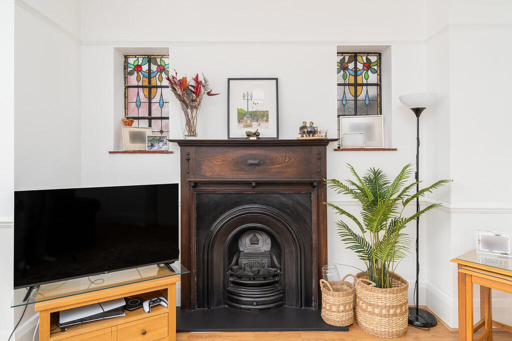 House in London - View 5