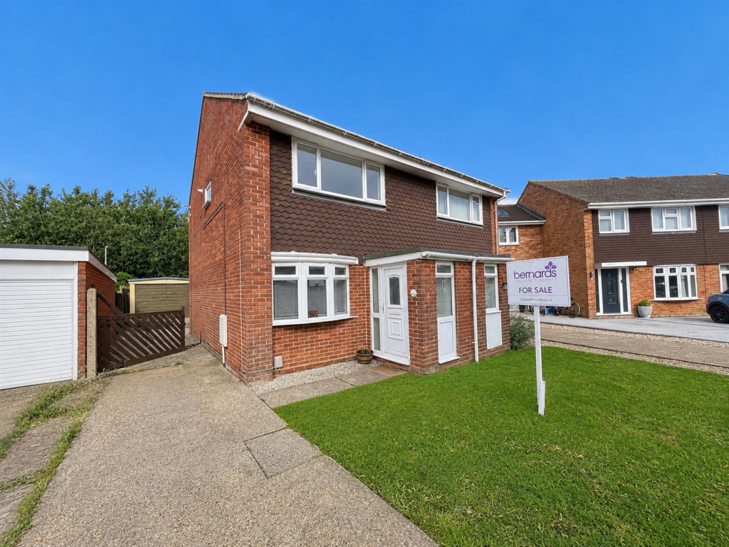 Main image of property: Compton Close, Lee-On-The-Solent