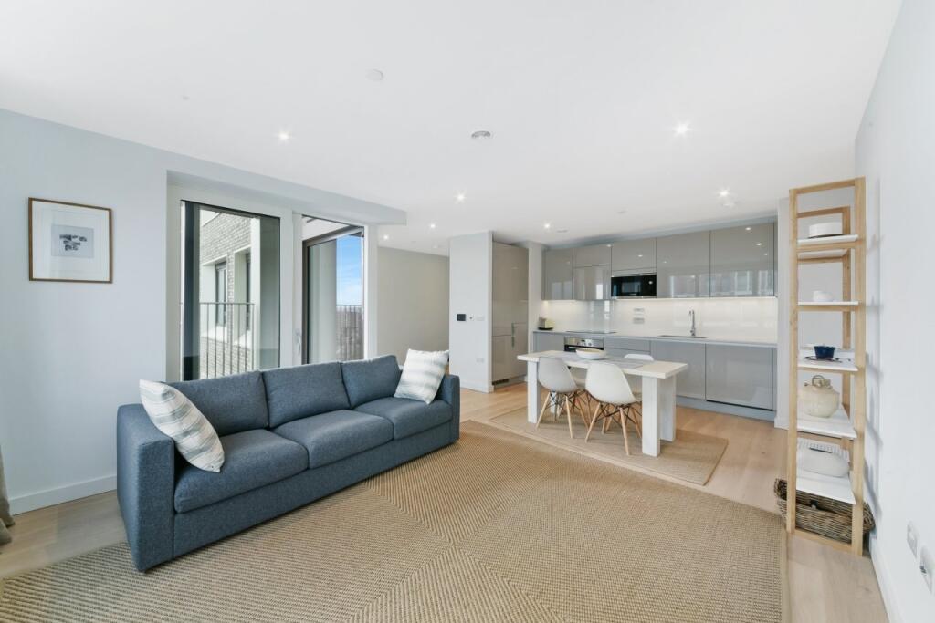 Main image of property: Walton Heights, 143 Walworth Road, Elephant & Castle, London, SE17