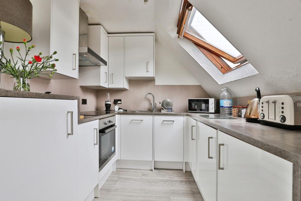 Additional image 7 of Madeira Road, BOURNEMOUTH, Dorset, BH1