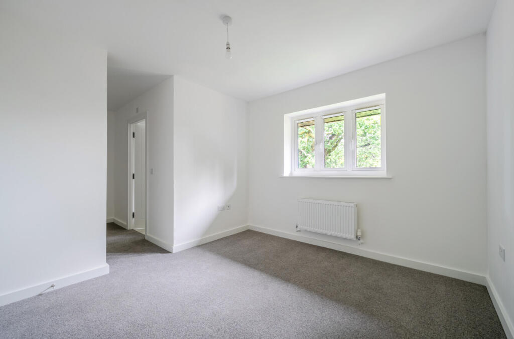 House in Southampton - View 4