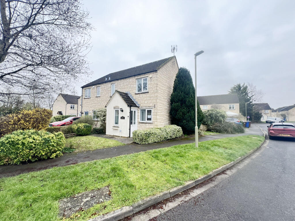 Main image of property: Avocet Way, Bicester, Oxfordshire