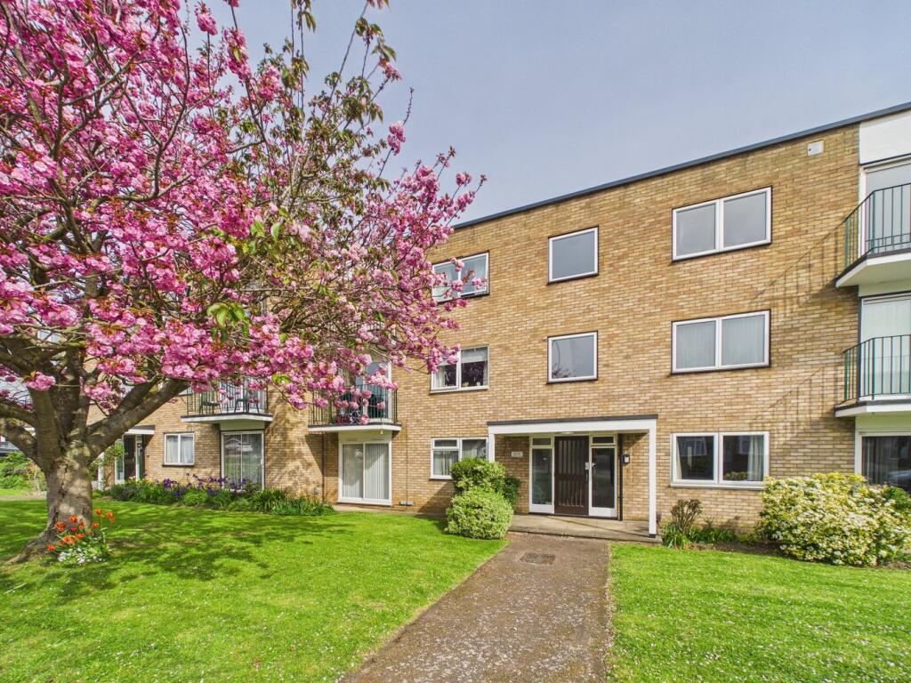 Main image of property: Stevenage Road, Hitchin, SG4