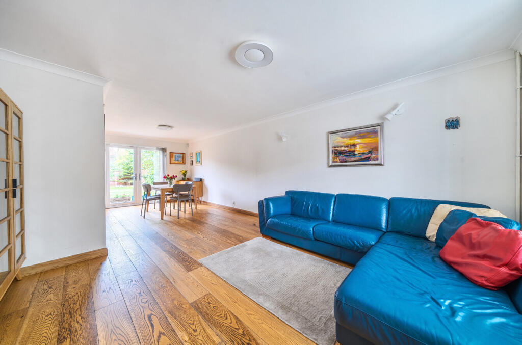 House in London - More