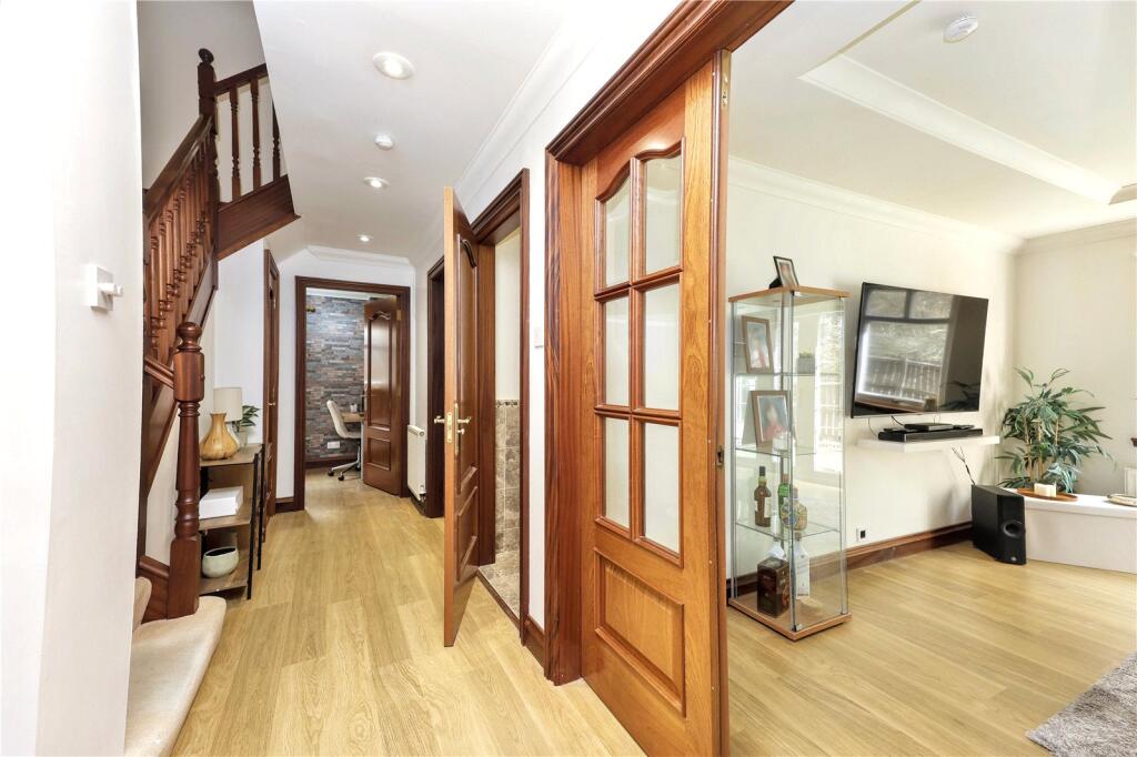 Beechwood Avenue, Glenrothes, Fife, KY7 photo 3