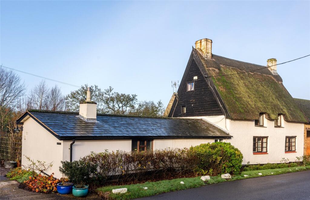 Main image of property: Manor Road, Kilsby, Rugby, Northamptonshire, CV23