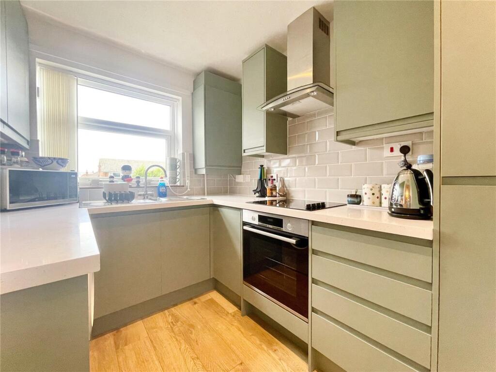 Apartment in Bournemouth - View 2