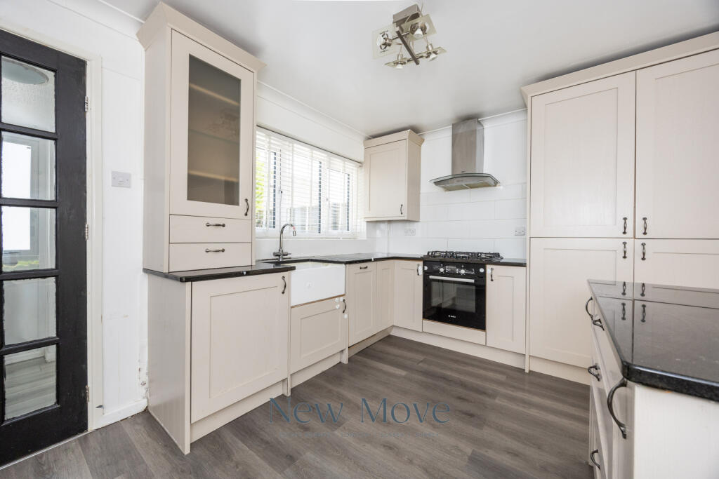 Lancaster Close | Crawley | RH10 | New Move Estate Agents - View 4