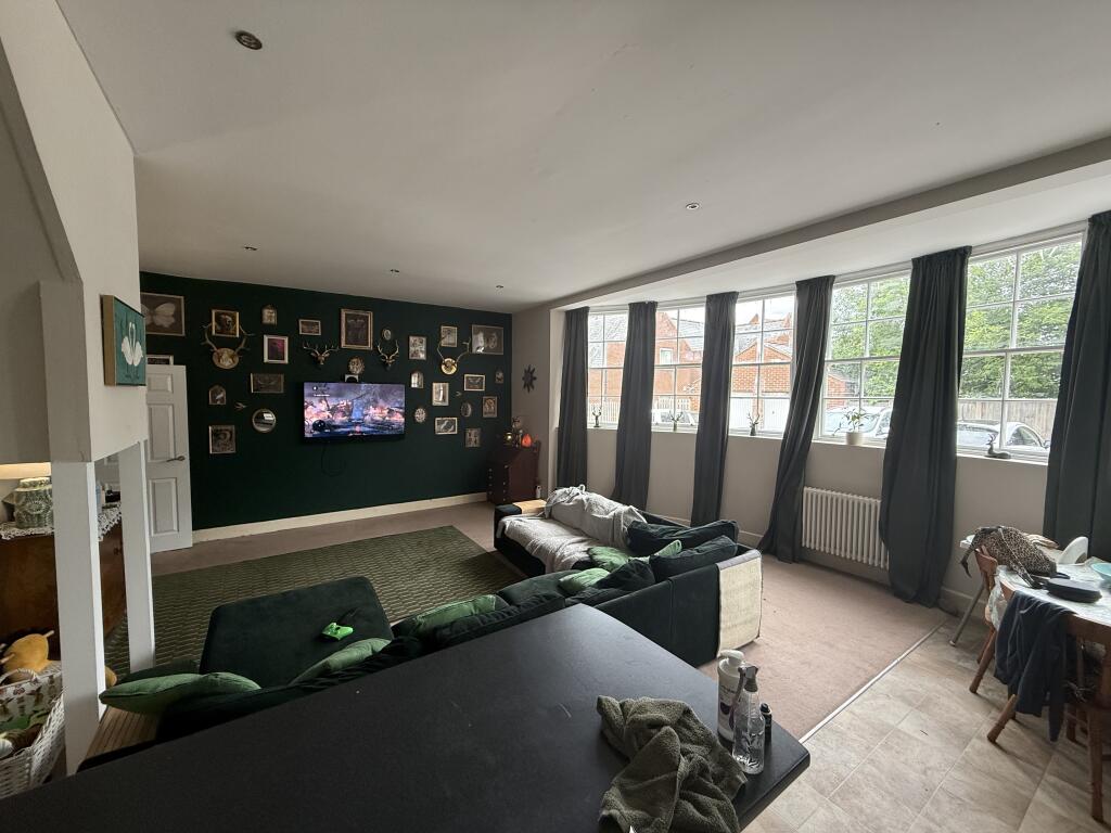 House in Bolsover, Elmton-with-Creswell - More