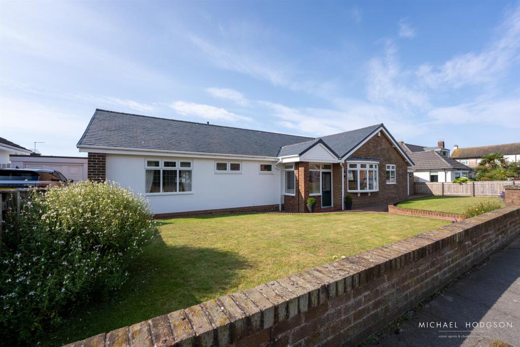 3-bed detached on Newark Drive, Whitburn, Sunderland, £685,000