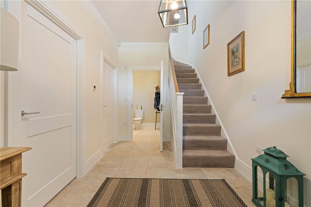 House in Chichester - View 6