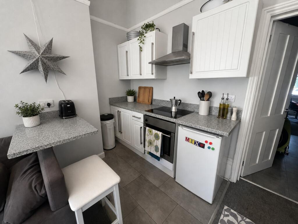 Apartment in St Leonards-on-Sea, St Leonards Green - More