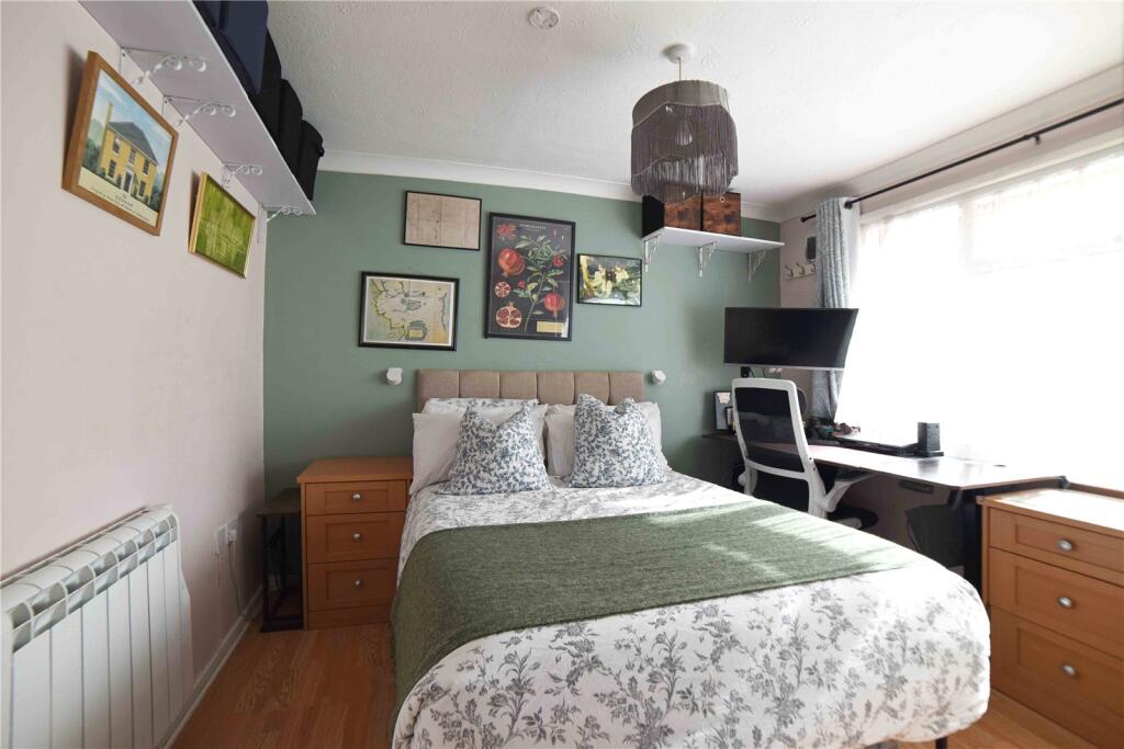 House in Brighton - More