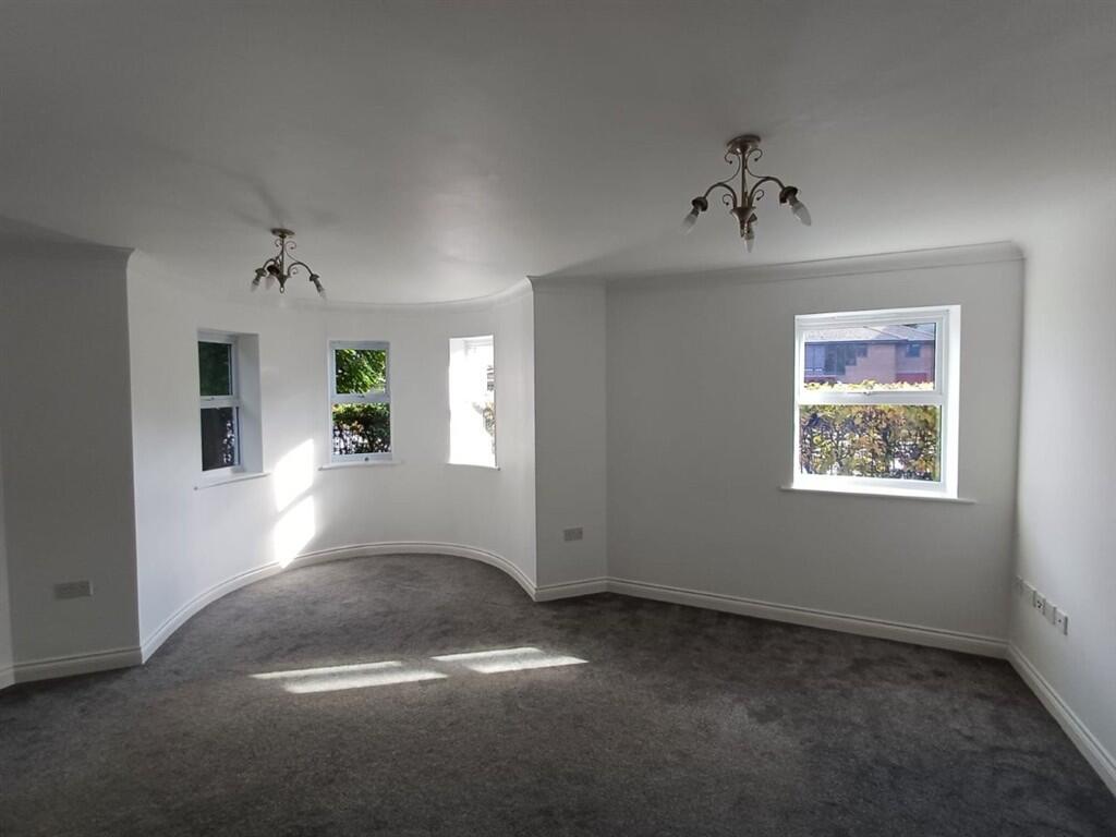 Apartment in Twickenham - View 5