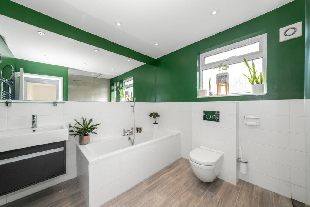 House in London - View 4