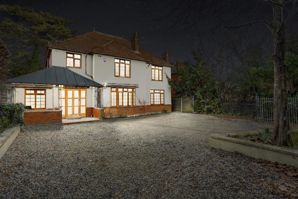 Main image of property: Ingrave Road, Brentwood, CM15