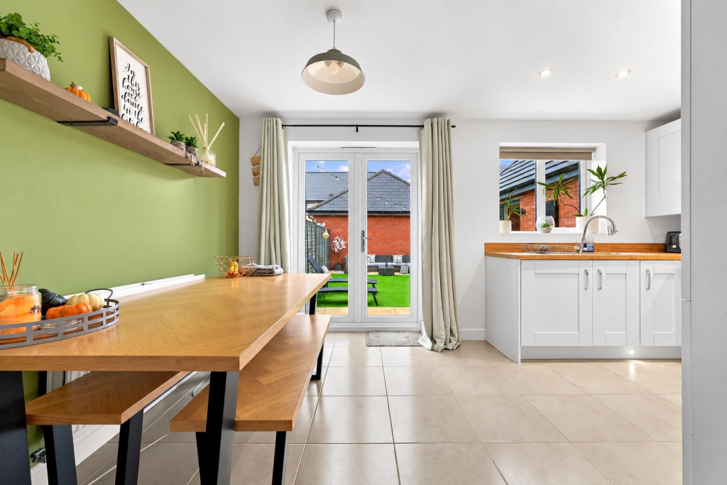 House in Keynsham, Bath and North East Somerset - View 3