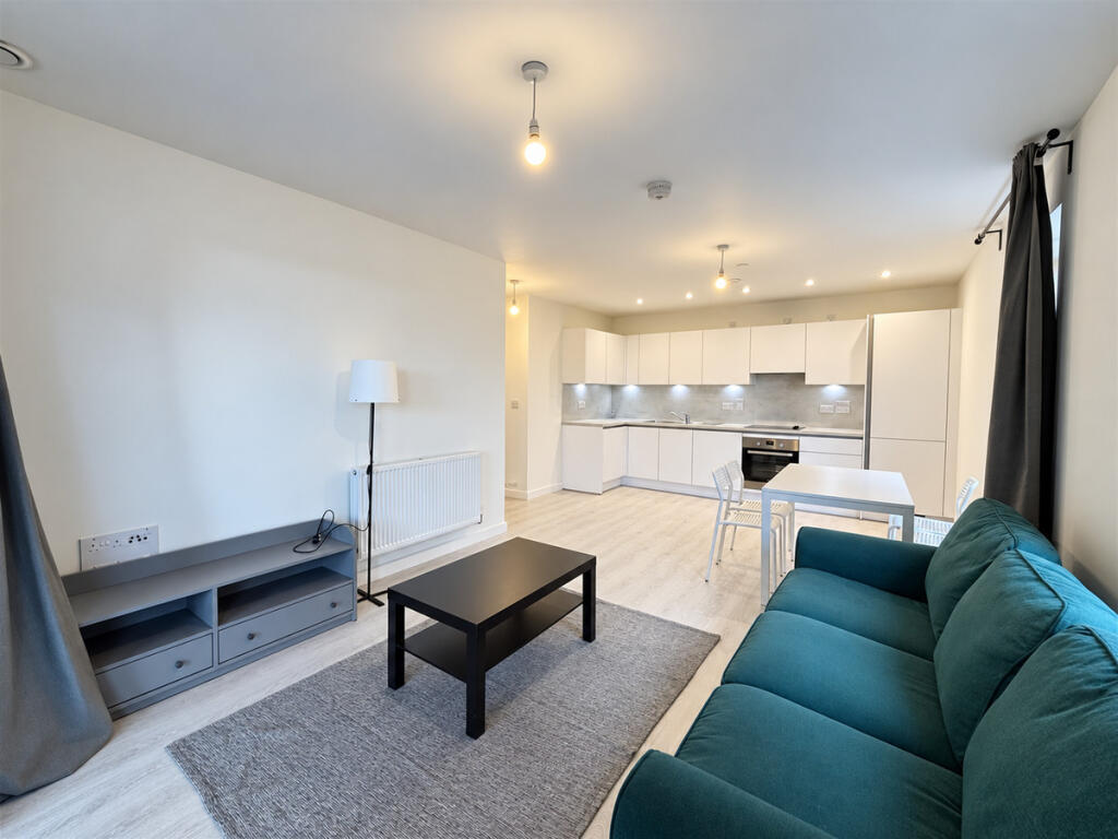 Apartment in London - View 2