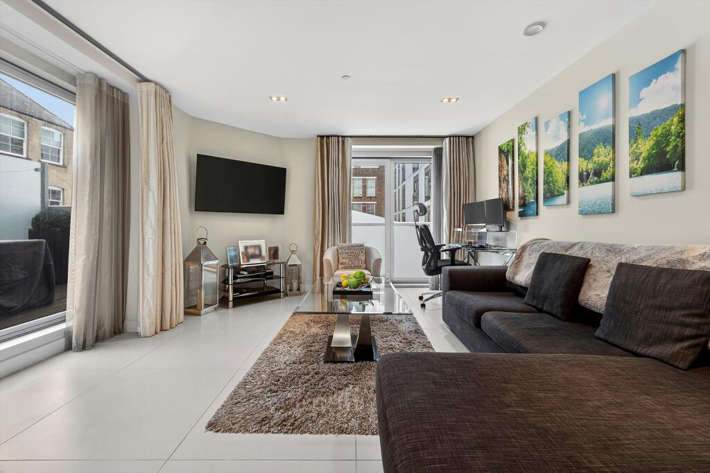 Main image of property: City Road, London EC1Y