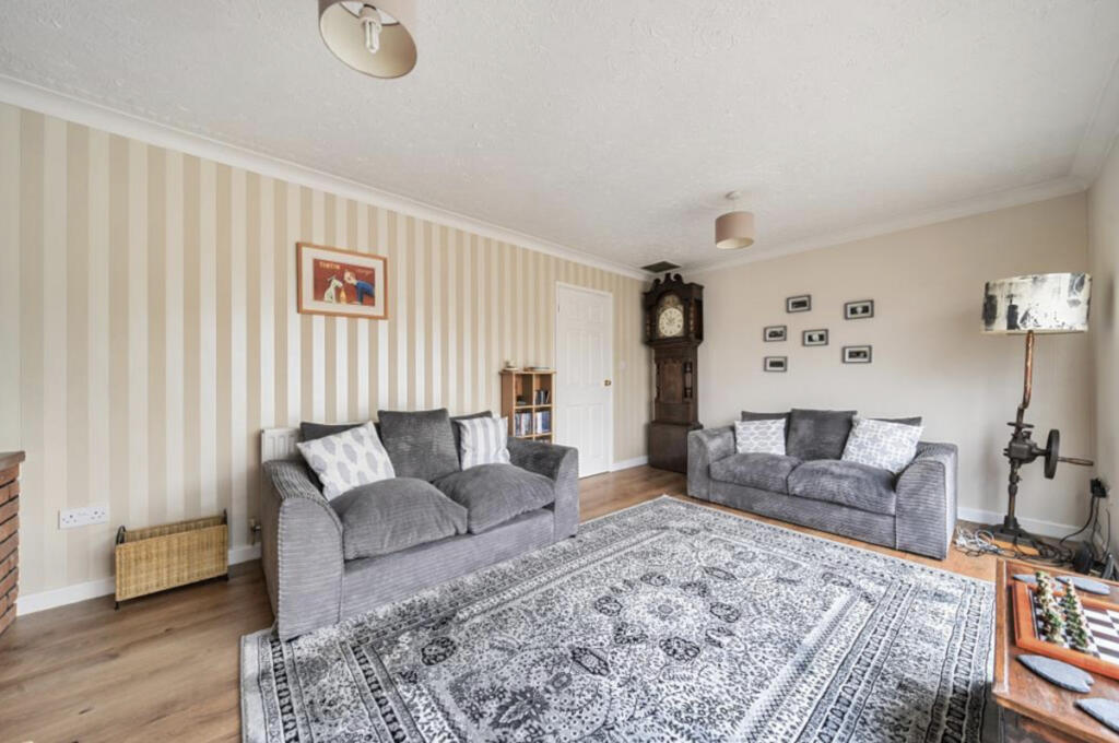 Hillcrest Drive, Llandrindod Wells, LD1 photo 4