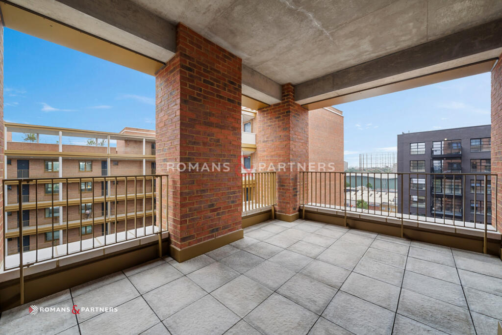 Apartment in London - More
