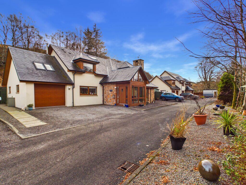 Main image of property: Gleann Nant, 11 Aray Gardens, Oban, Argyll