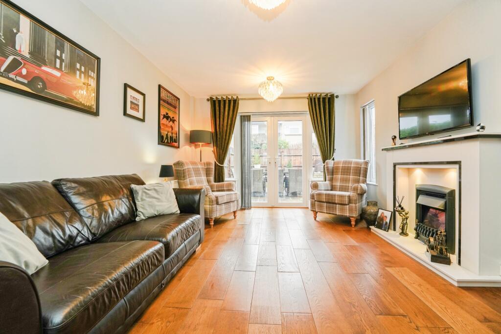 Buckles Close, Charlton Kings, Cheltenham, GL53 photo 3