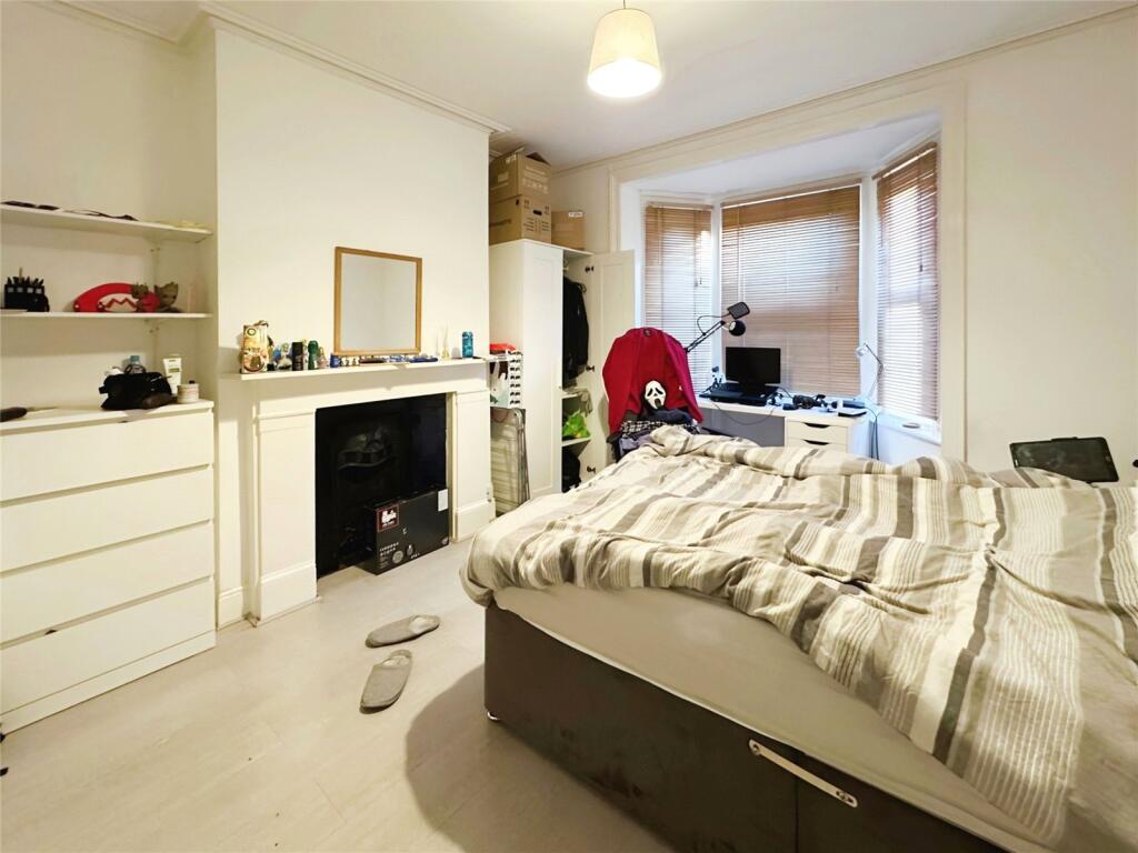 Main image of property: Milton Road, Southampton, Hampshire, SO15