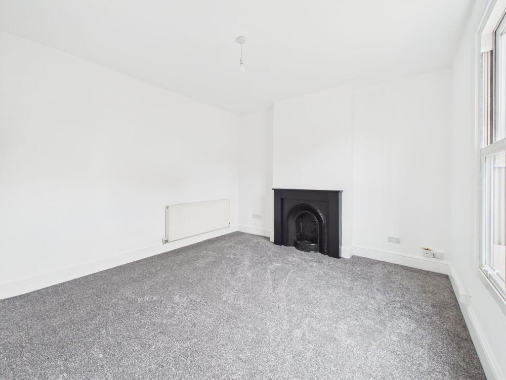 House in Newark and Sherwood, Lowdham - More