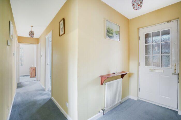 33 Farnell Way, Dunfermline, KY12 0SR photo 3