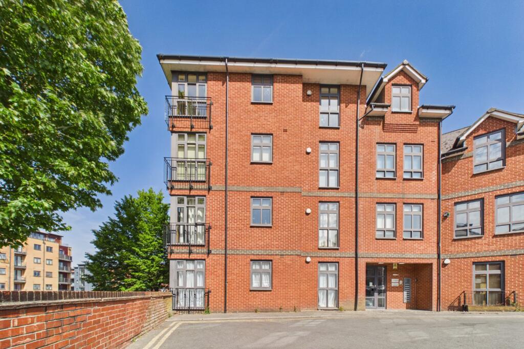Main image of property: Tanfields, Vachel Road, Reading, Berkshire, RG1