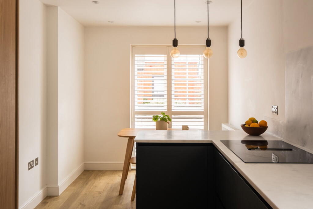 House in Tonbridge and Malling, Kings Hill - View 4
