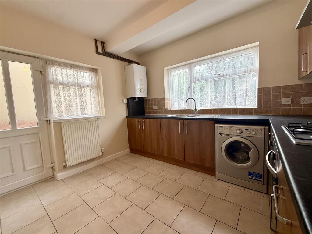 House in Wolverhampton - View 4