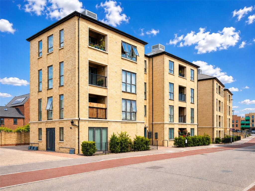 Main image of property: Lawrence Weaver Road, Cambridge, CB3