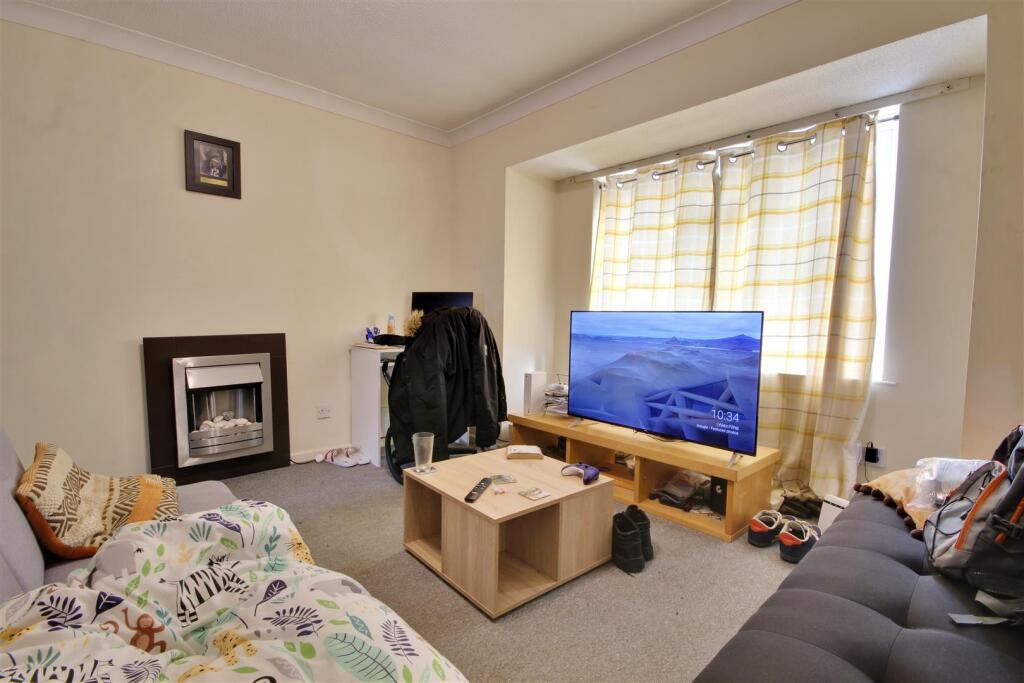 Trinity Court, Grovehill Road, Beverley photo 2