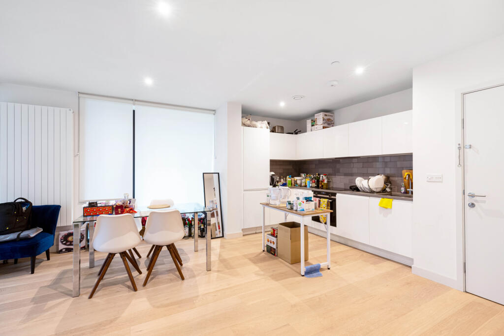 Apartment in London - View 3
