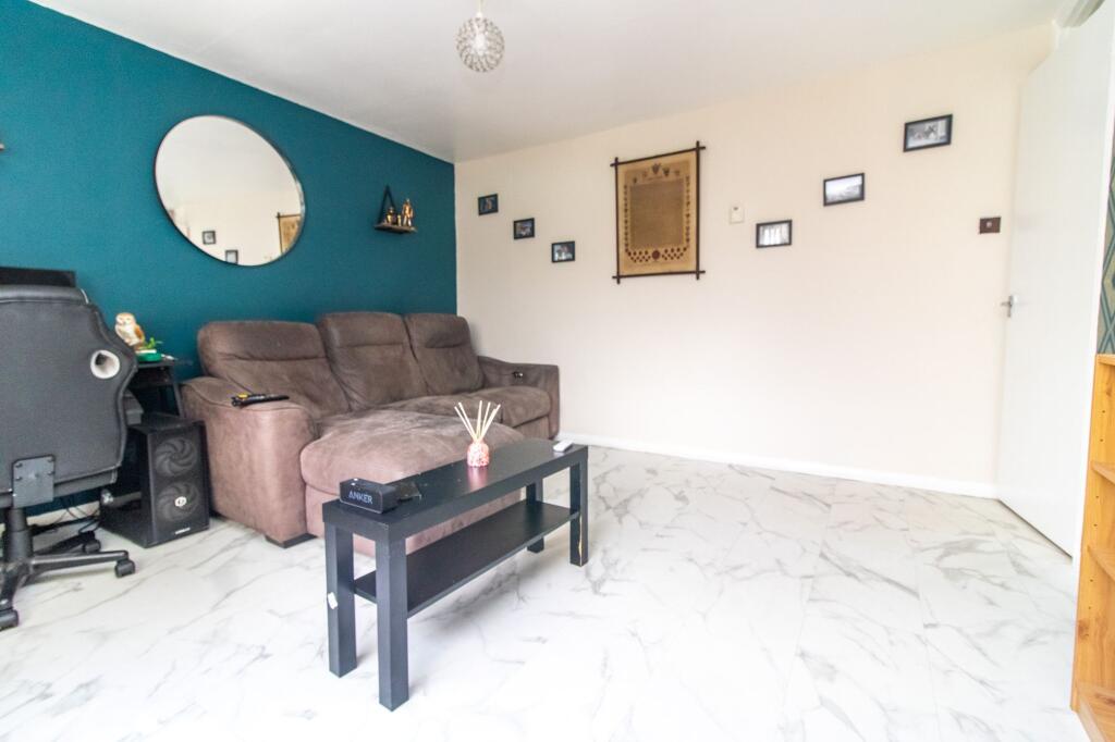 Queens Drive, Enderby, LE19 photo 3