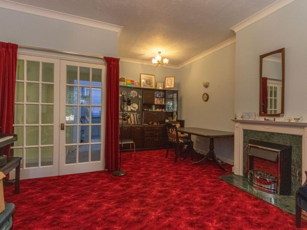 Winchfield Court, Winchfield, RG27 photo 4