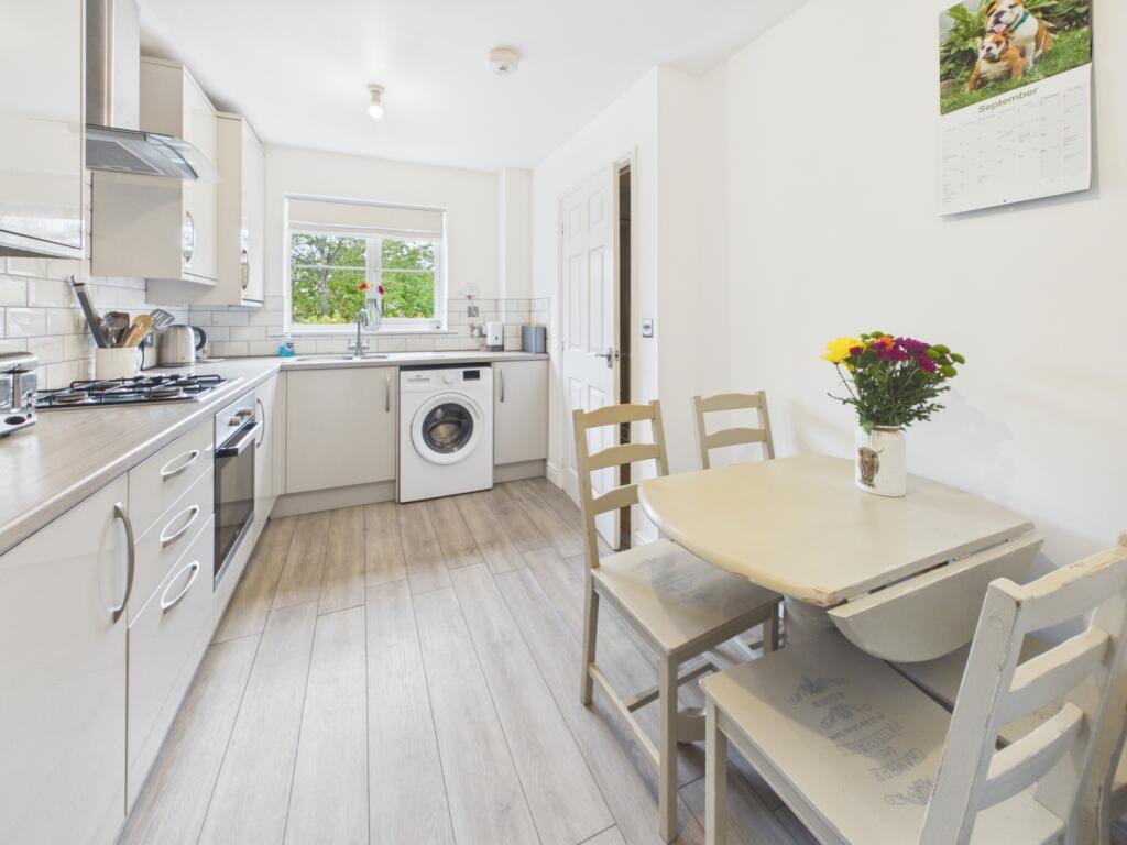 House in Wolverhampton, Tasley - View 4
