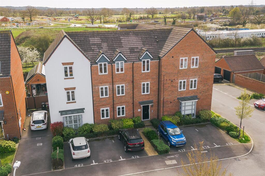 Main image of property: Ifould Crescent, Wokingham, Berkshire, RG40