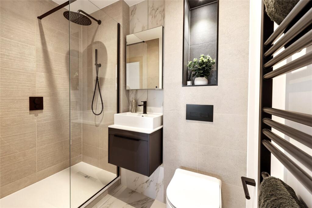 Apartment in London, Vauxhall - View 2