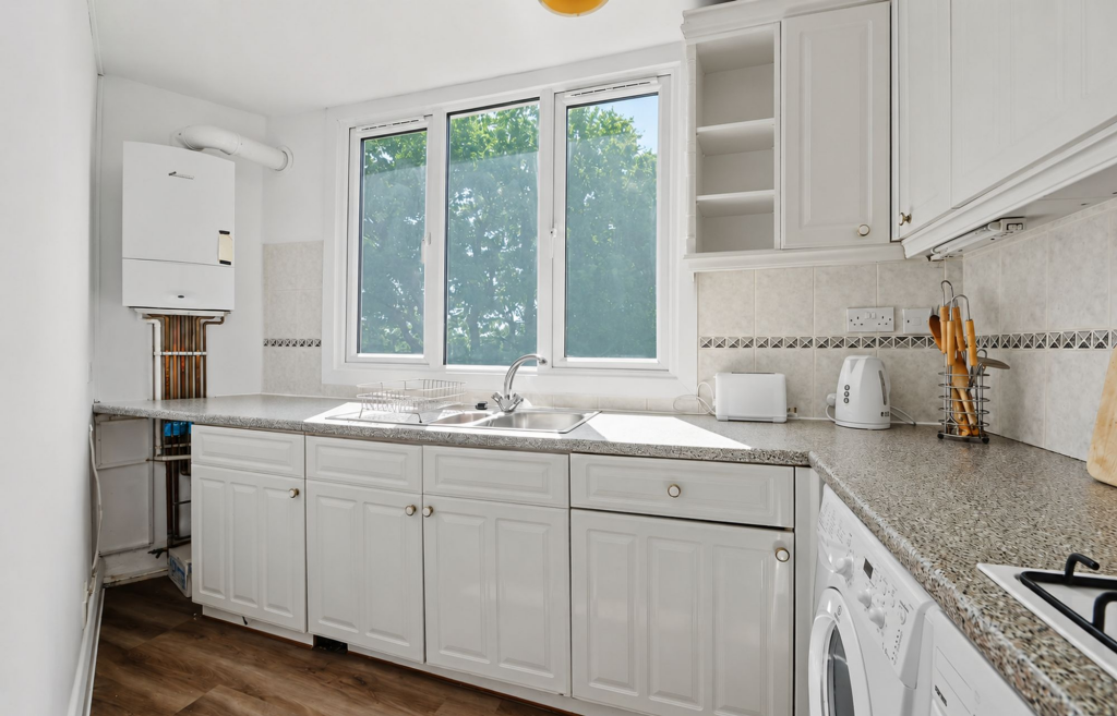 Apartment in London, Stroud Green - View 2
