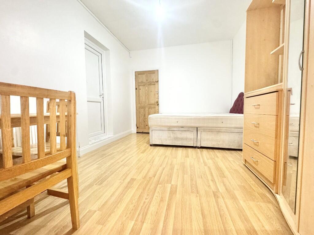 Main image of property: Victoria Road,Southall,UB2