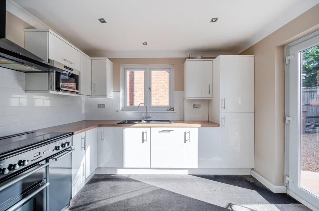 House in Southampton - View 4