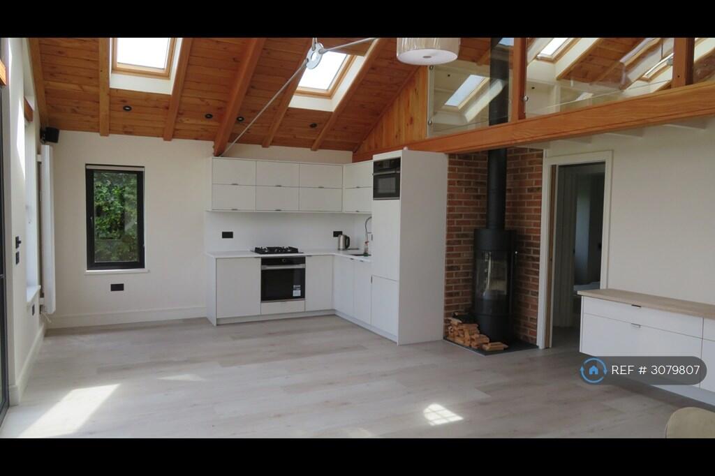 House in Southampton - View 2