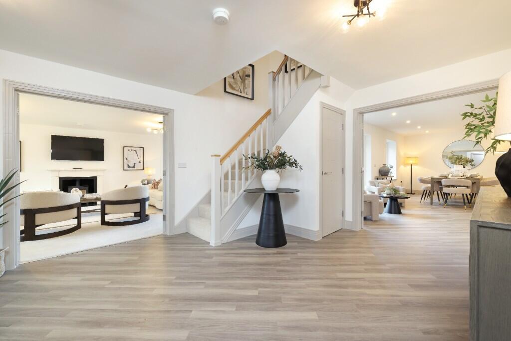 House in Guildford - View 4