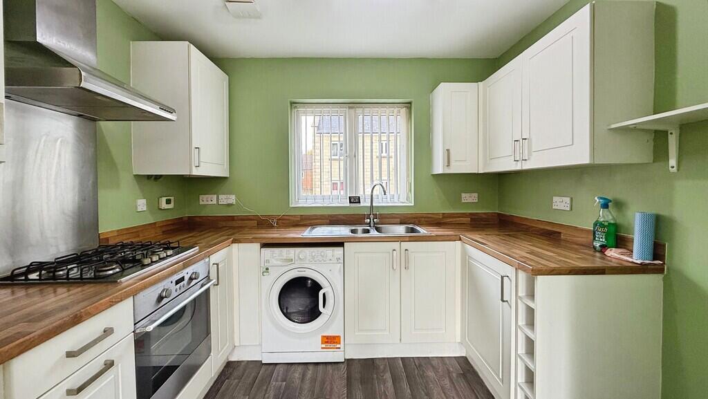 House in Warminster, Wiltshire - View 5