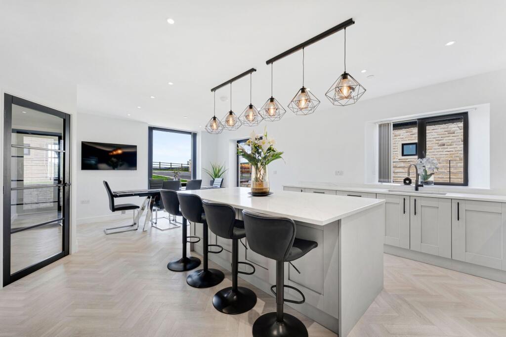 House in Bury, Greater Manchester - View 3