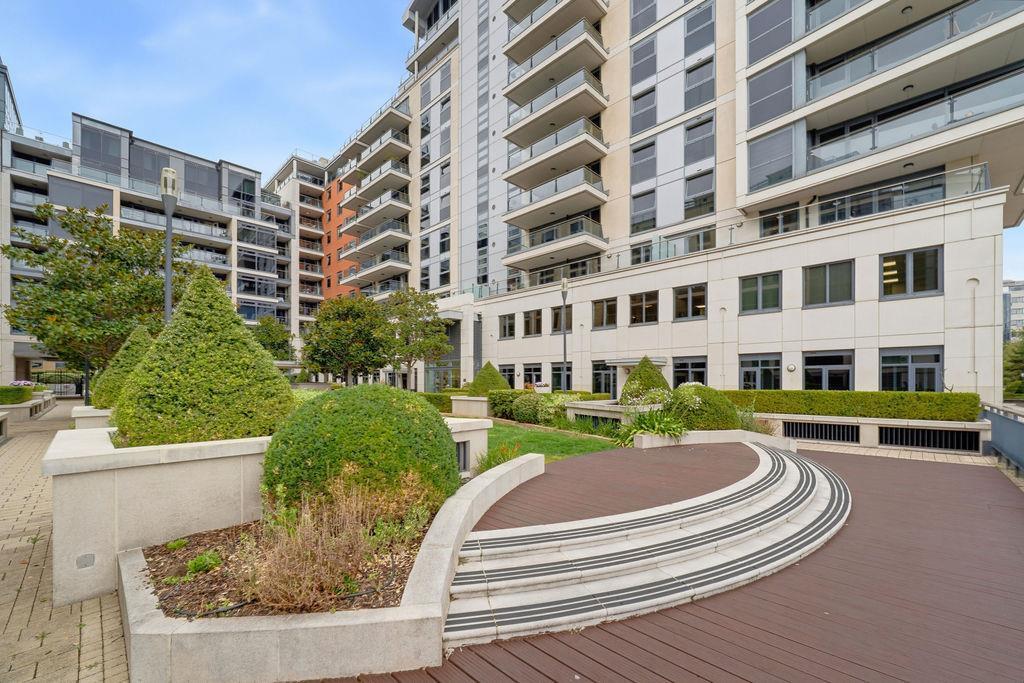 Apartment in London - View 2